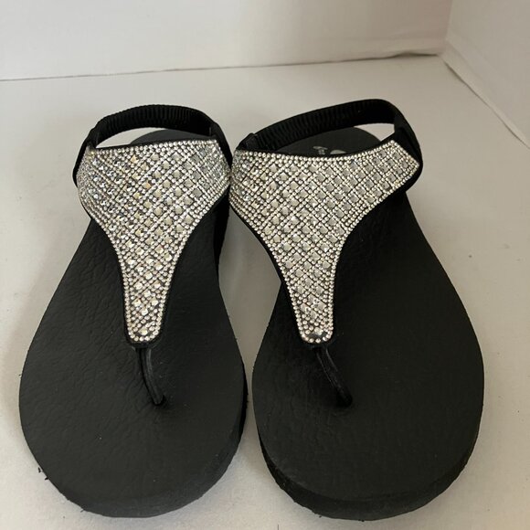 NWOT Skecher Yoga Foam Cali with Rhinestones Sandals Size 7.  New without box. - Picture 2 of 8